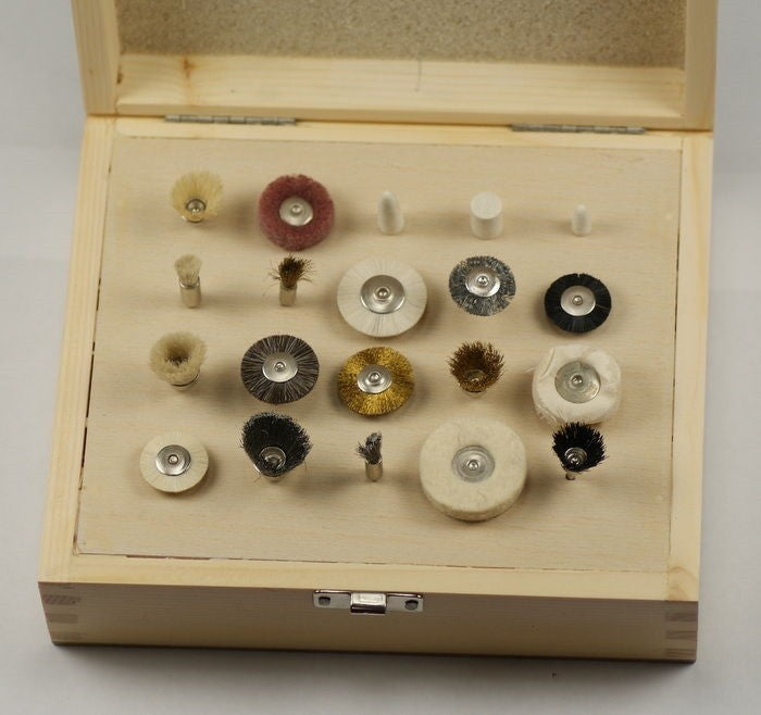 Brushes set wooden box brass steel fibre mandrels cleaning rotary dremel tools