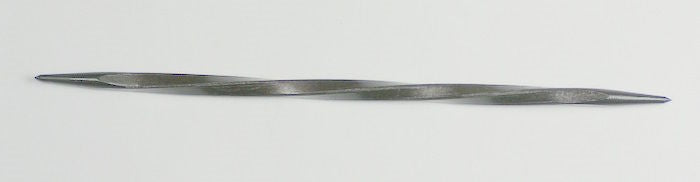 Scriber with carbide tips double ended twisted 17cm scribe