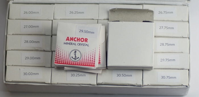 WHOLESALE 240x Mineral glass watch crystal 26mm - 30mm FLAT 1mm crystals mens