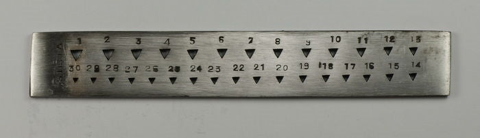 NEW jewellers drawplate TRIANGLE 30 holes draw plate jewellery making crafts
