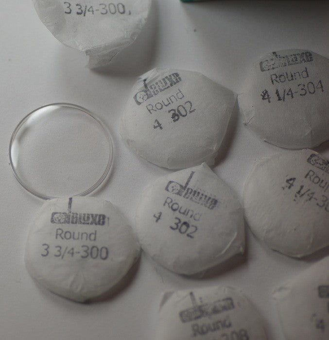100pc Domed Acrylic Watch Crystals 30mm-40mm Job Lot Repair Assortment Kit