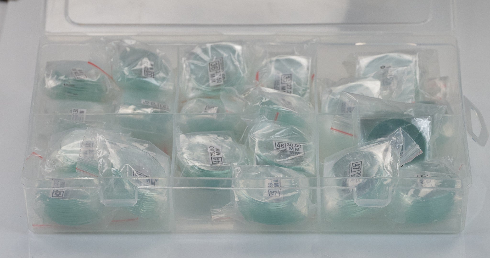 Quality 240x Mens Watch Crystal Mineral Glass 26mm - 30mm FLAT 1mm Replacement